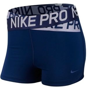 Nike women's 3" Intertwist shorts